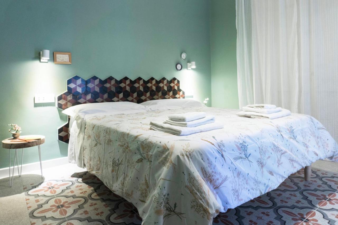 Melina Central Apartment Taormina Bagian luar foto