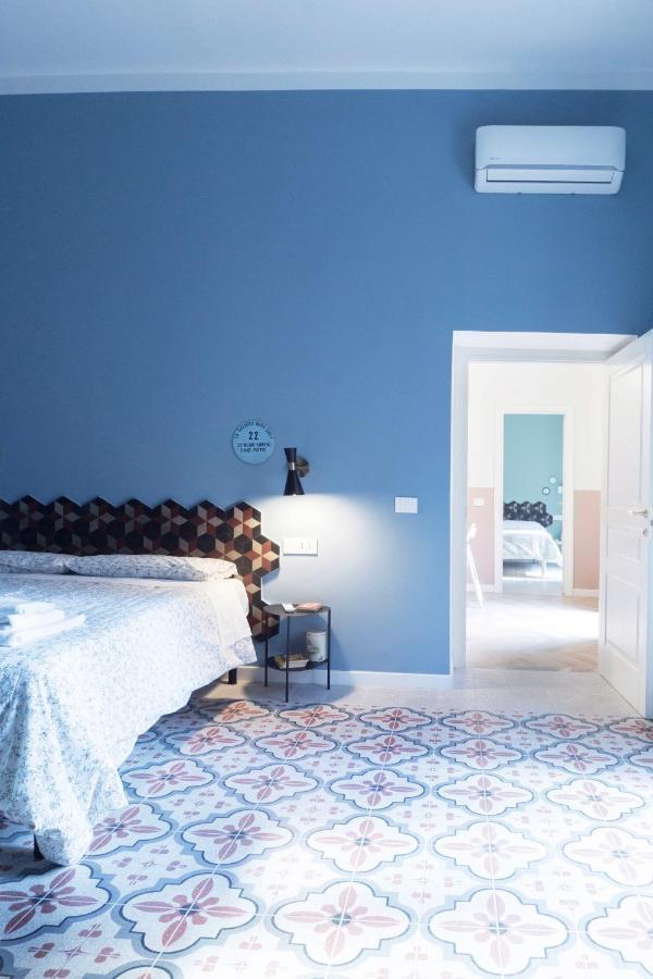 Melina Central Apartment Taormina Bagian luar foto
